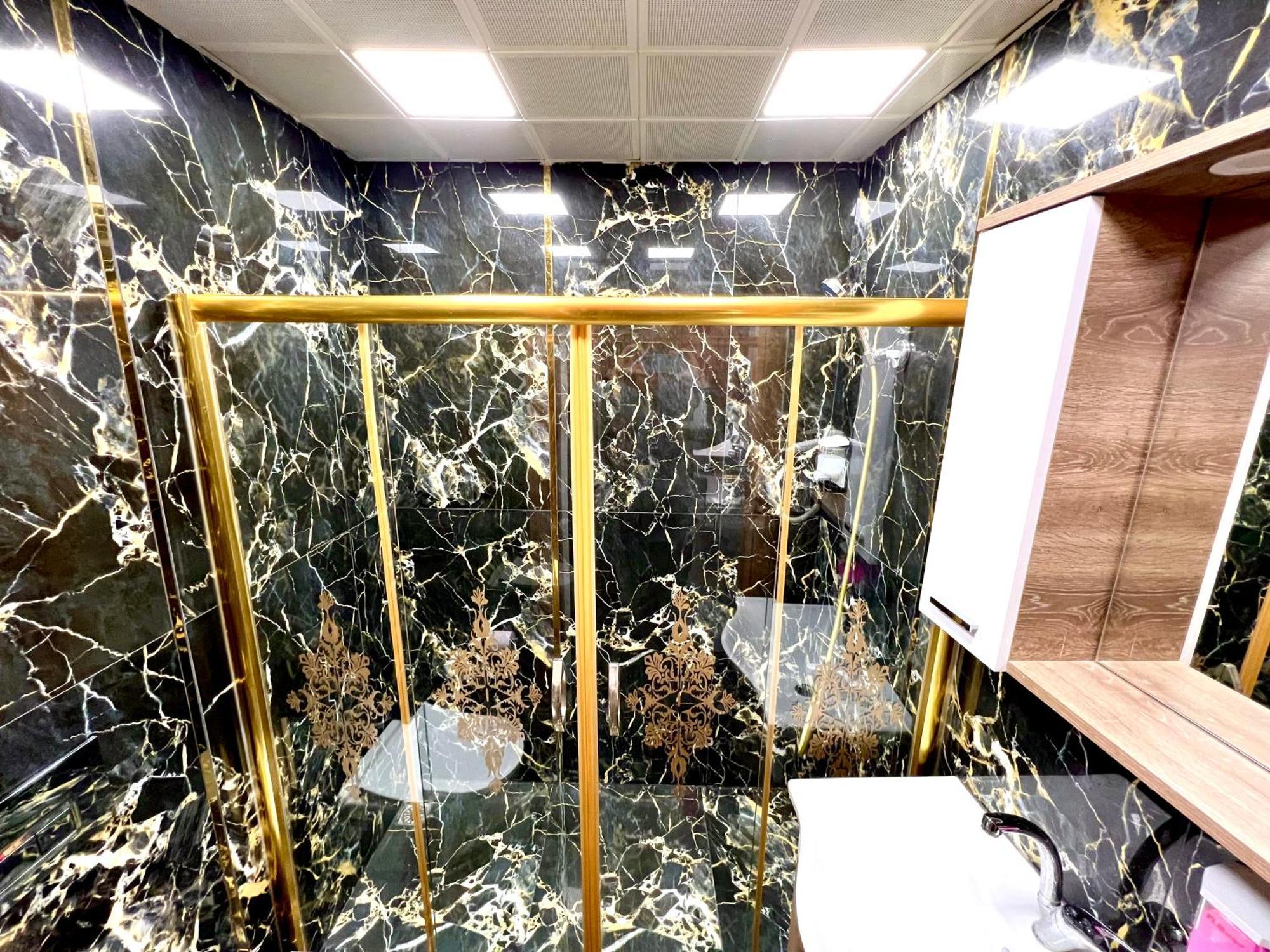 Hotel Levent Palace Istanboel
